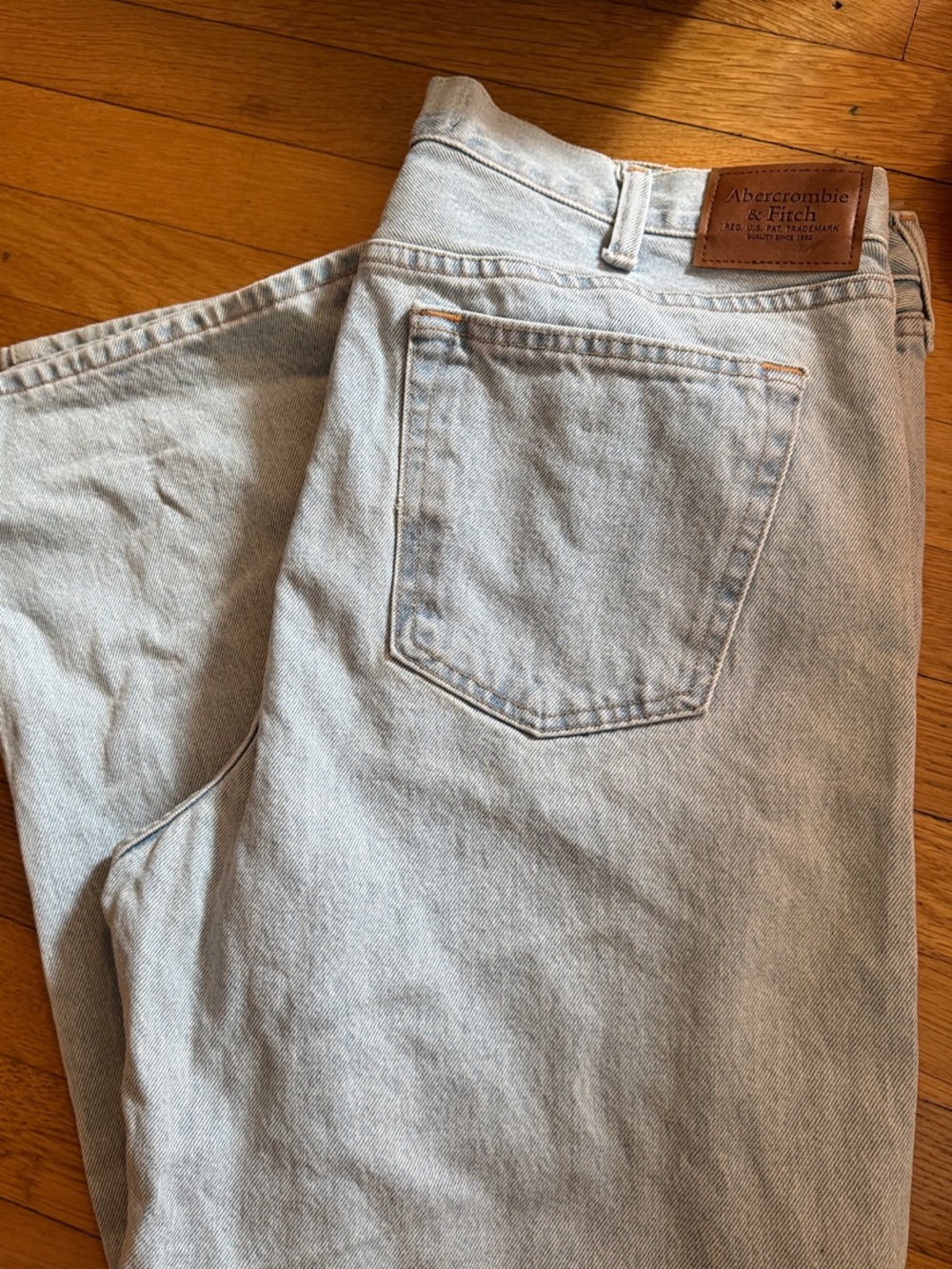 Abercrombie & Fitch Light Blue Rigid Denim Baggy Men’s Jeans 36x30